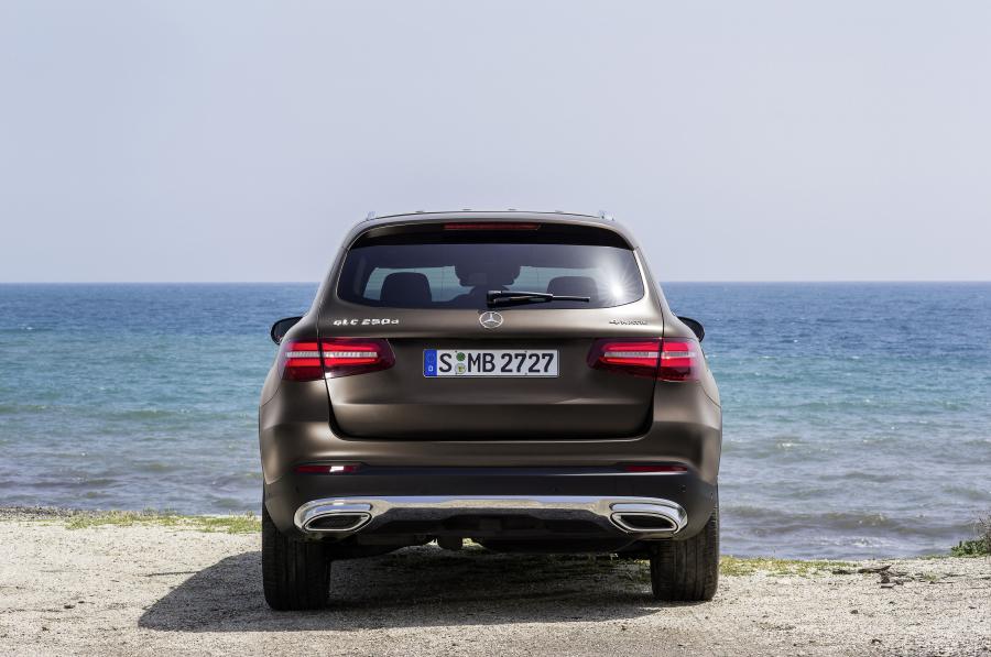  Mercedes-Benz GLC250 d 4Matic Off-Road 2015 года  (фото 30 из 34)